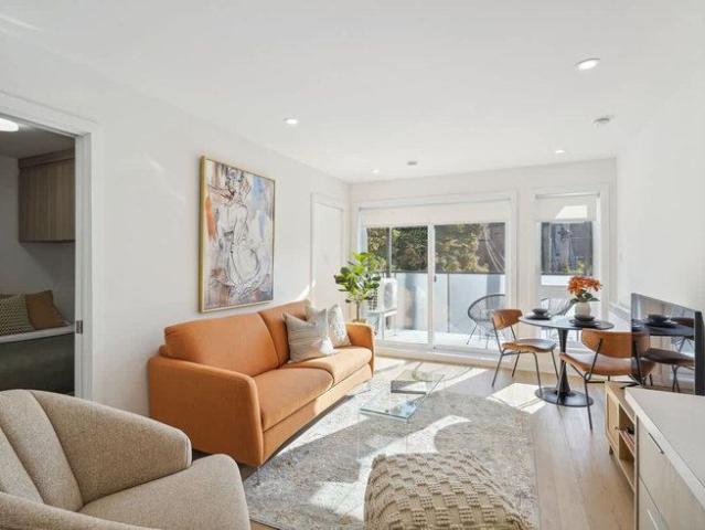 House for rent in Ville-Marie, Montréal