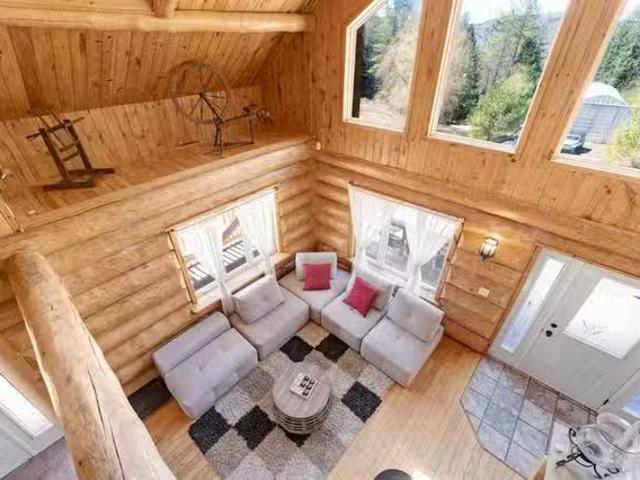 Apartment for rent in Les Collines-de-l'outaouais, Quebec