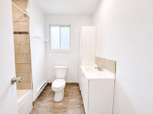Apartment for rent in St. Leonard's, Quebec