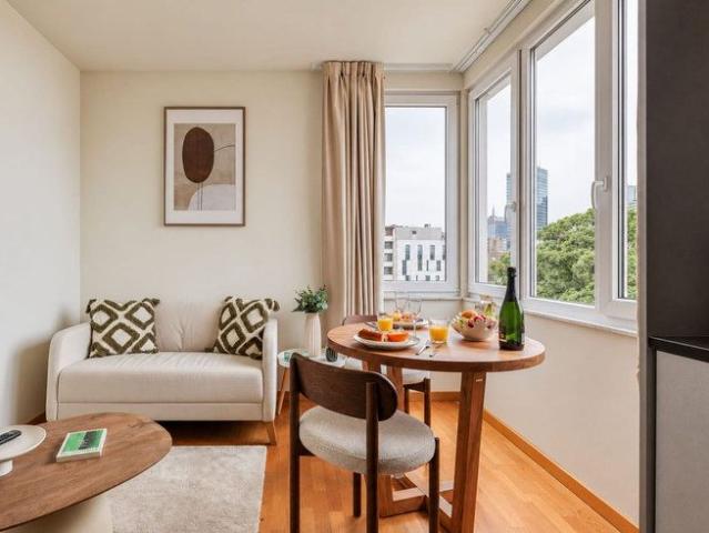 Kot location à Quartier Royal - Koninklijke Wijk, Bruxelles - Brussel