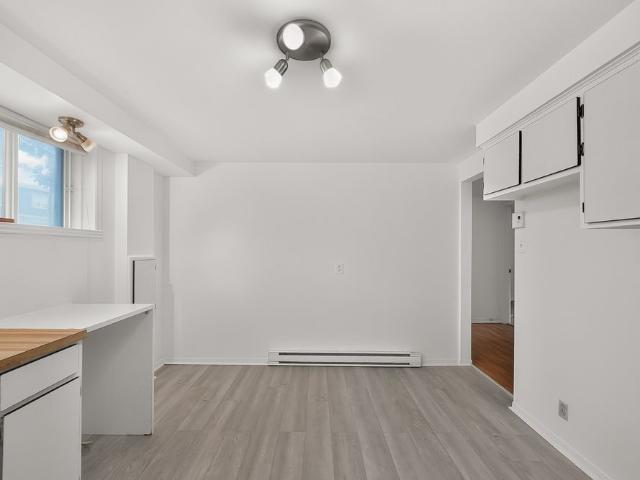 Apartment for rent in Les Moulins, Quebec