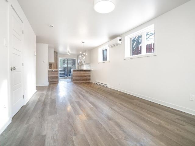 Apartment for rent in Longueuil, Quebec