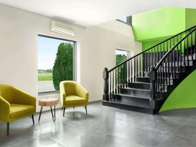 House for rent in Rigaud, Montérégie