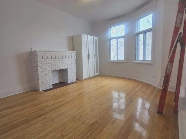 Apartment for rent in St. Leonard's, Quebec