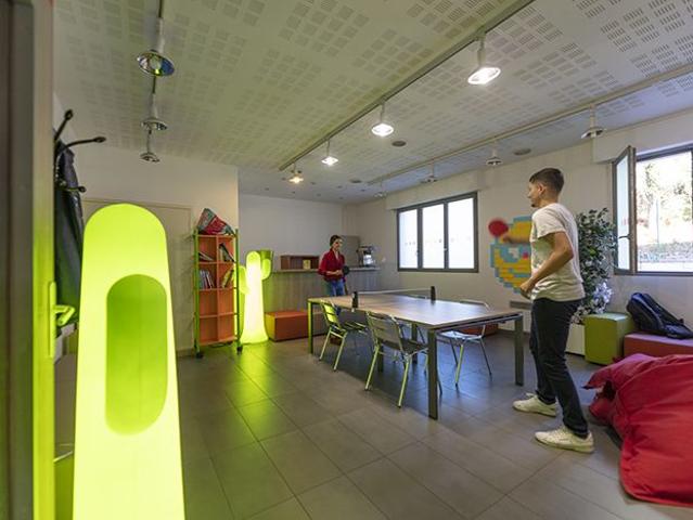 Studio location à Nanterre, Rueil-malmaison