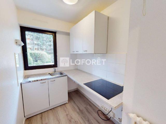 Appartement location à Hameau de Bois Preau, Rueil-Malmaison