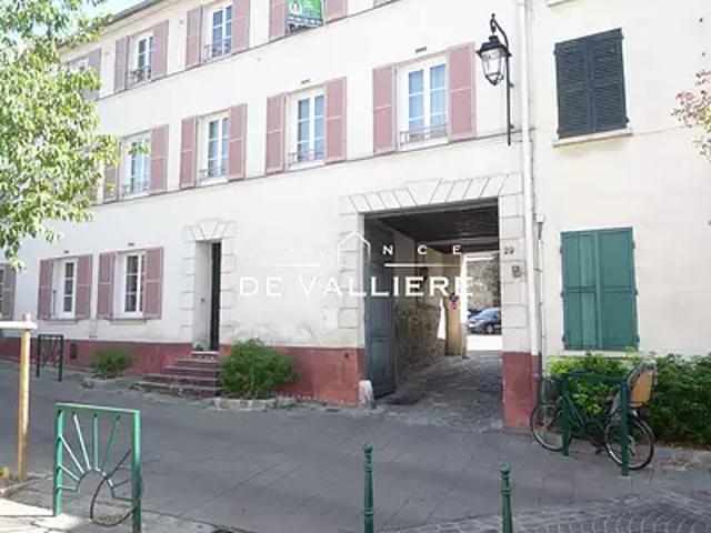 Garage location à Village Centre-ville, Rueil-Malmaison