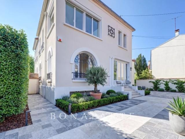 Maison vente à Nanterre, Rueil-malmaison