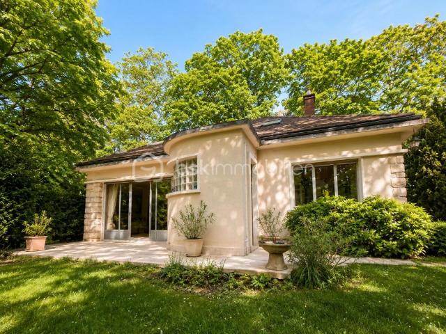 Château vente à Nanterre, Rueil-malmaison
