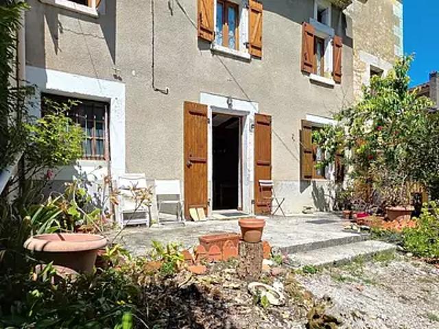 Maison vente à Angoulême, Ruelle-sur-touvre