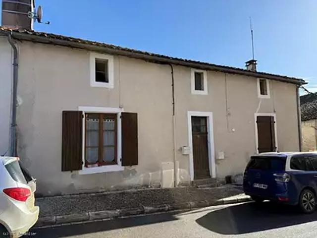 Maison vente à Confolens, Ruffec