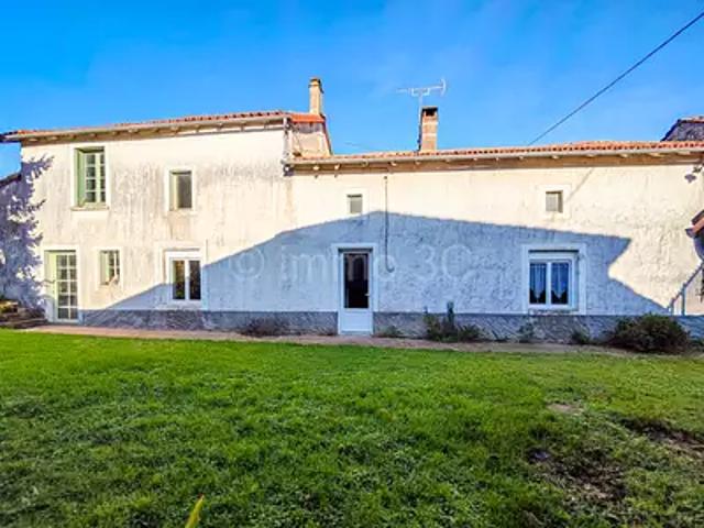 Maison vente à Confolens, Ruffec