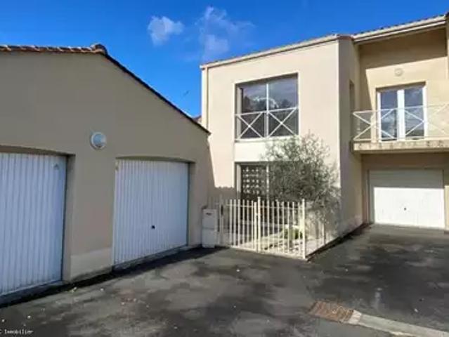 Maison vente à Ruffec, Charente