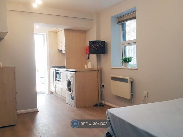 Studio for rent in Barnsbury, Greater London