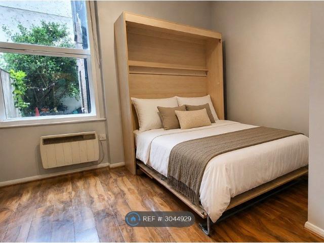 Studio for rent in London Borough of Islington, Greater London