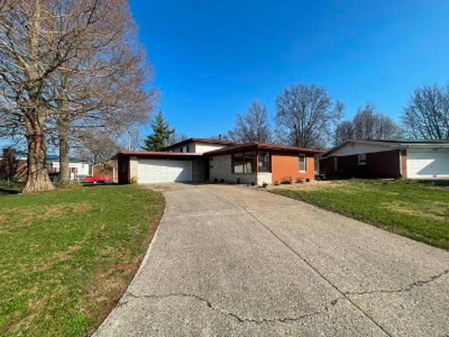 House for sale in Belleville, Illinois