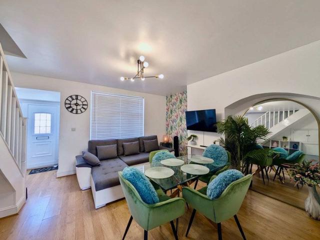 Apartment for rent in London Borough of Barking and Dagenham, Greater London