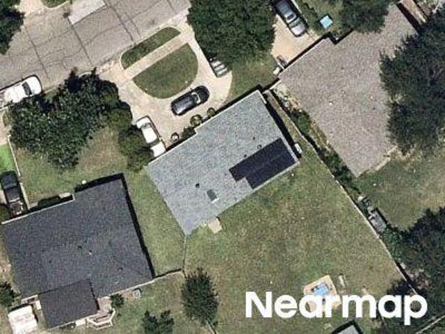 House for sale in Farmers Branch, Texas
