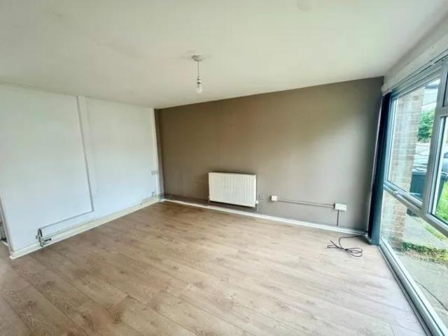 House for rent in Compton Acres, Barton In Fabis