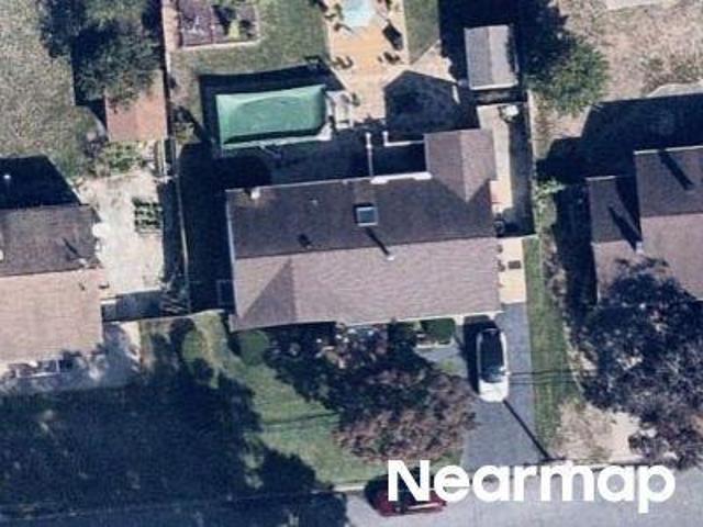 House for sale in Bohemia, New York