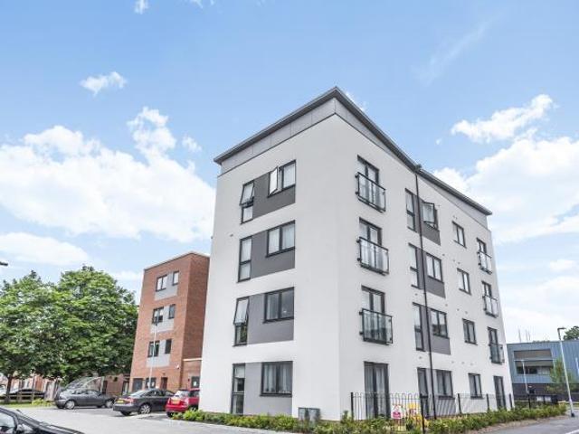 Apartment for rent in Reading