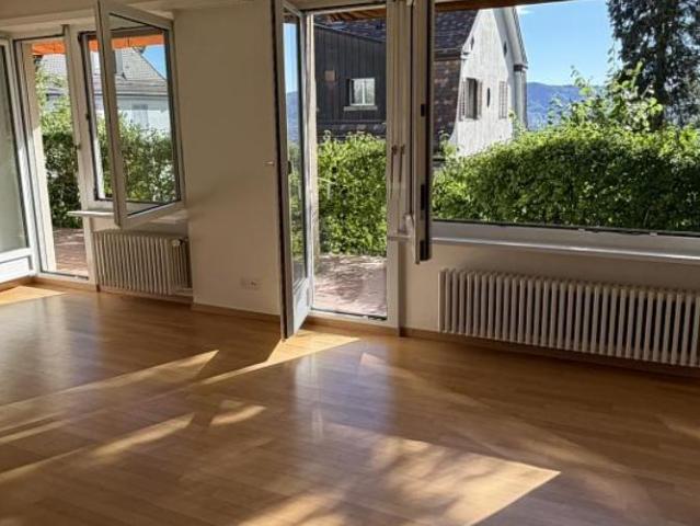 Apartment mieten in Einigen, Zürich