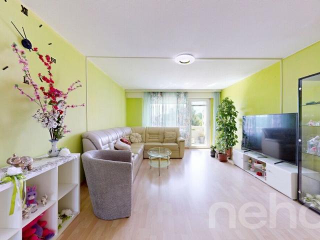 Wohnung kaufen in Benglen, Fällanden