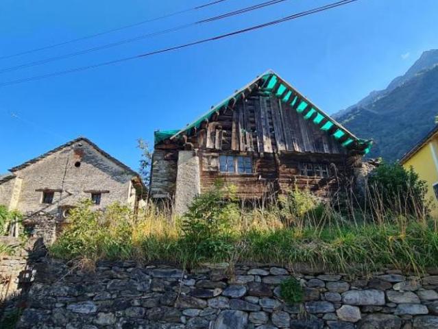 Haus kaufen in Campo, Blenio, Tessin