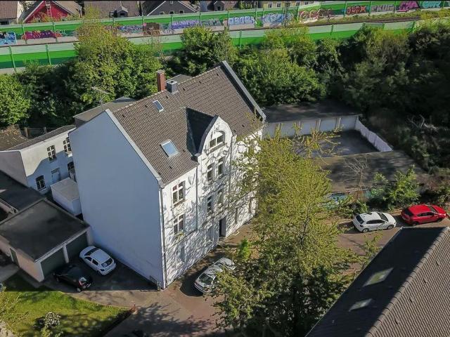 Dachgeschosswohnung mieten in Stadtbezirk VII, Essen