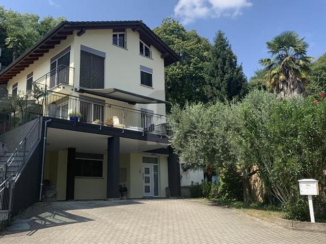 Einfamilienhaus kaufen in Caslano, Tessin