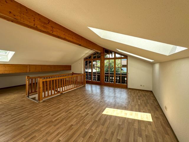 Dachgeschosswohnung kaufen in Unterwössen, Bayern