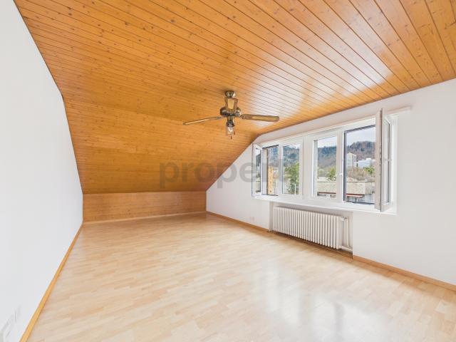 Attikawohnung mieten in Einigen, Zürich