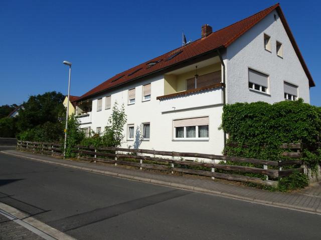 Dachgeschosswohnung mieten in Erlangen, Bayern