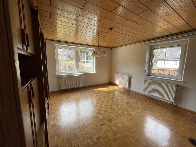 Doppelhaushälfte kaufen in Erbendorf, Bayern