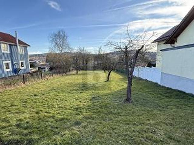 Erdgeschosswohnung kaufen in Helsa, Hessen