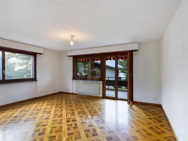 Apartment mieten in Venthône, Noble-Contrée