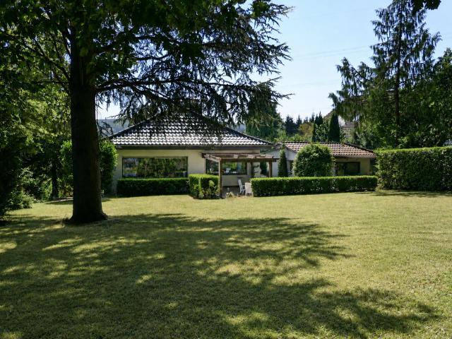 Villa kaufen in Niedernhausen, Hessen