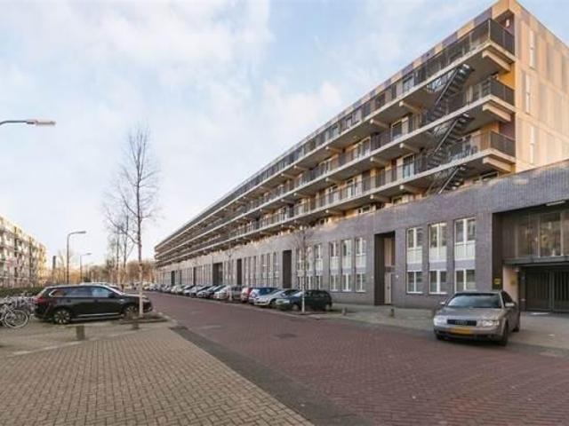 Appartement te huur in Sloten, Amsterdam