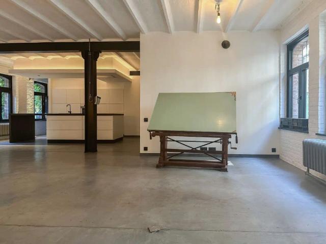 Appartement location à Sint-Jacobs, Gent