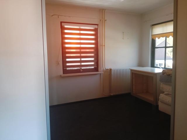 Kamer te huur in Strijen, Oosterhout