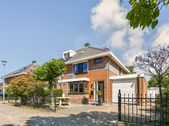 Appartement te huur in Haarlemmerliede, Noord Holland