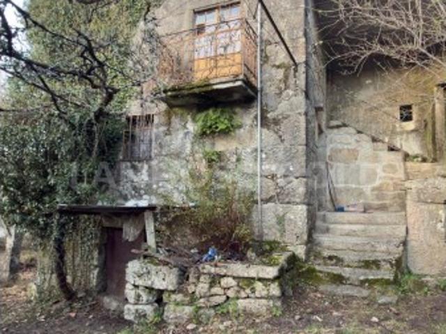 Casa venda em Ruivães e Campos, Vieira do Minho