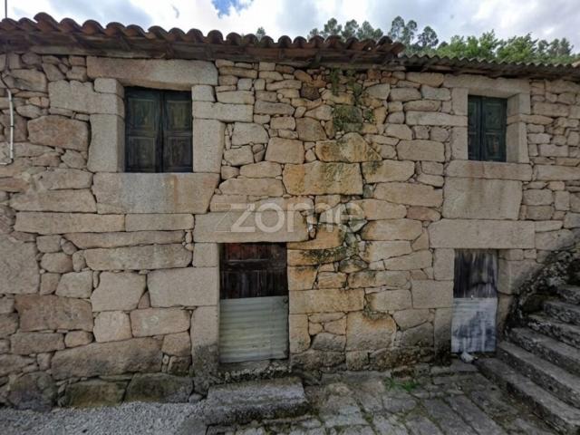 Casa venda em Santa Cruz/Trindade e Sanjurge, Chaves