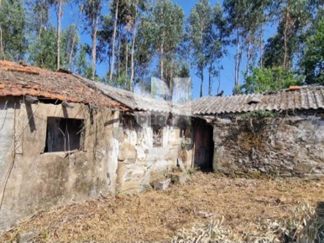 Casa venda em Gandra de Moreira, Bitarães