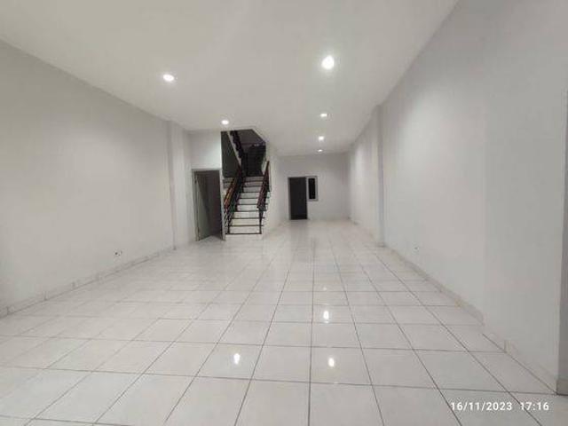 Ruko disewa di Rawamangun, Jakarta Timur
