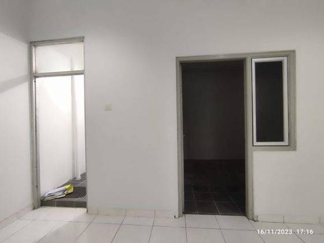Ruko disewa di Rawamangun, Jakarta Timur
