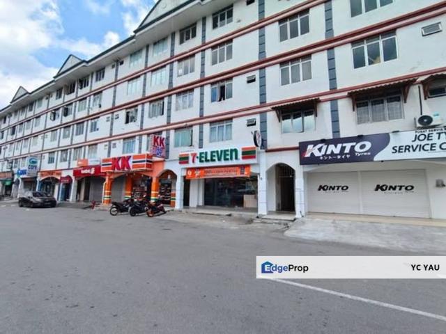 Condominium for sale in Malaka