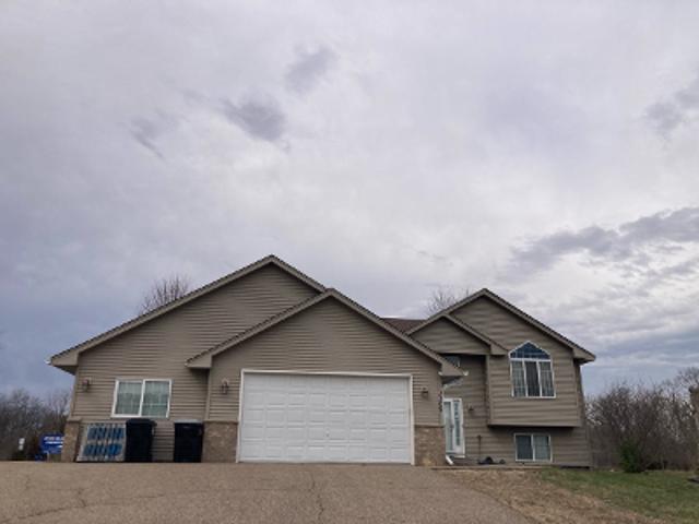 House for sale in Isanti, Minnesota