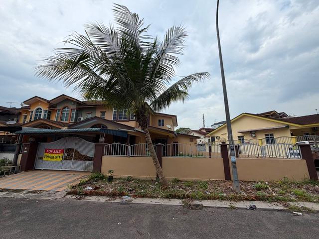 Terraced House for sale in Ulu Tiram, Johor