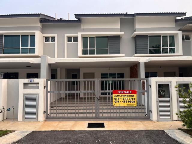 Terraced House for sale in Raub